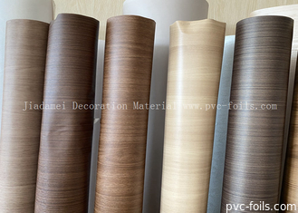 Film PVC Dekoratif Dalam Roll Kayu Grain Furniture Film Untuk Membuat Panel WPC