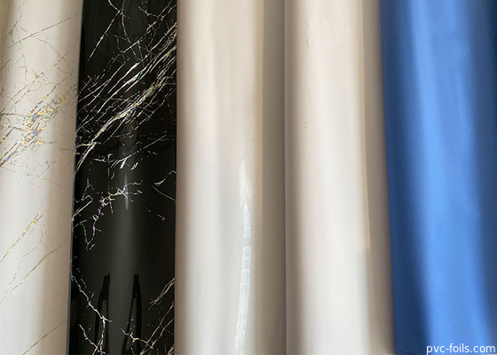 Gulungan Foil Furnitur PVC 0,18mm Mengkilap Tinggi Untuk Dekorasi Permukaan Interior
