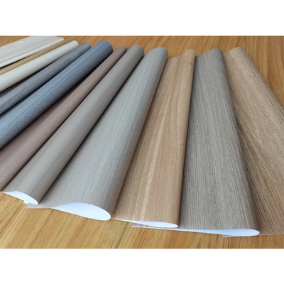 Film PVC tahan air Untuk perlindungan furnitur Pintu lemari dapur, permukaan meja, Laminasi kulit dekoratif